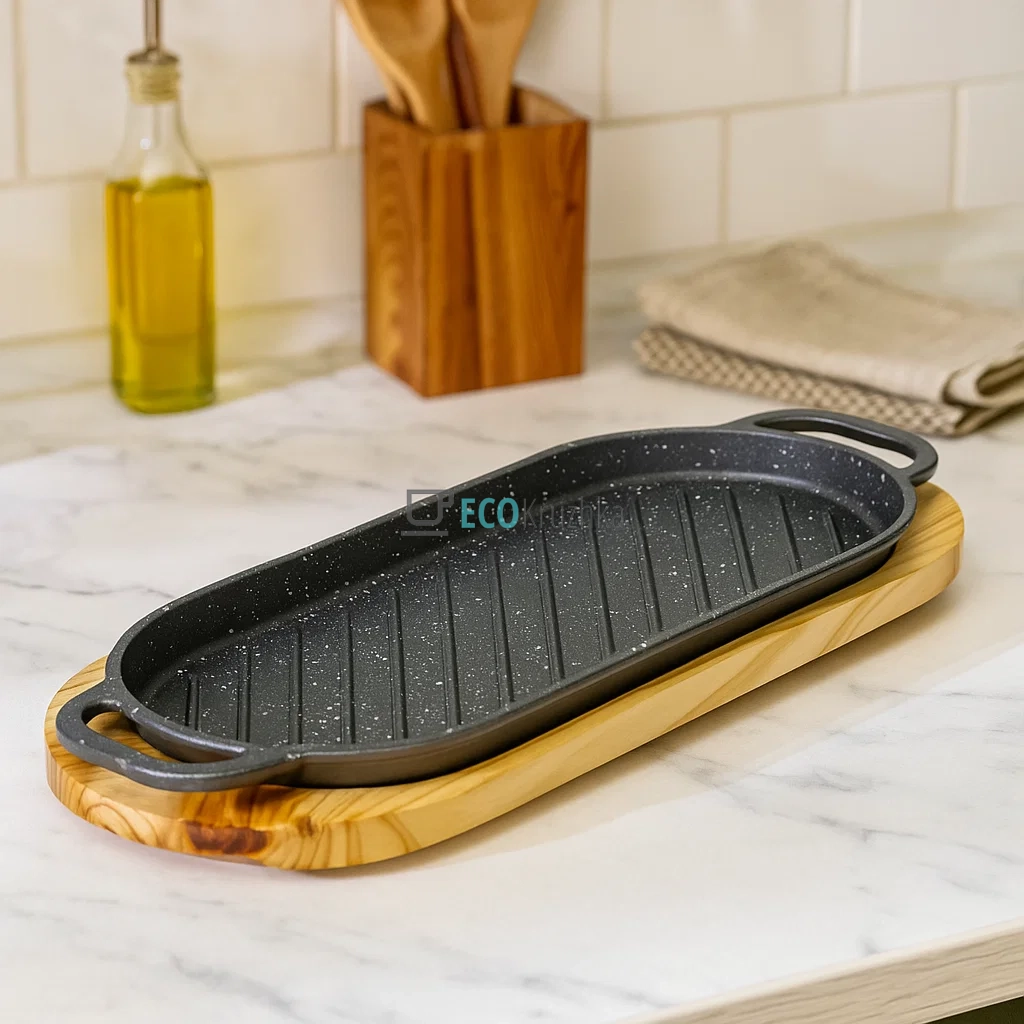 Чавунна сковорода-гриль 37.8 x 16.6 x 2 см на дерев