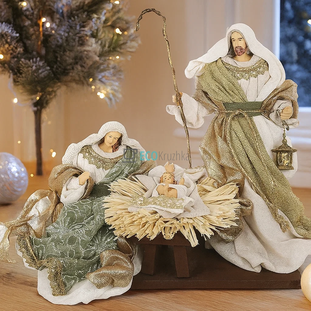 Різдвяний вертеп з 3 фігур на підставці 35 х 18 х 28 см (428-210)
