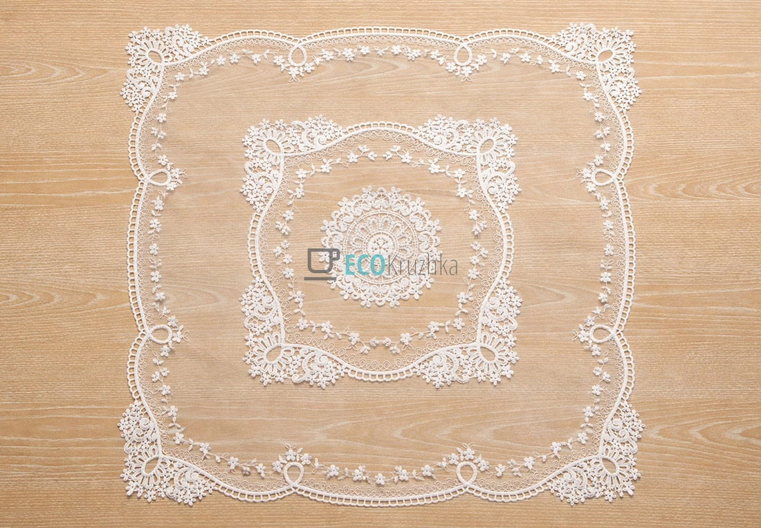 Мереживна серветка на стіл 62 х 62 см (445-281)