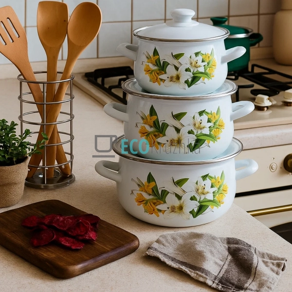 Набір емальованих каструль Лілії 3 шт — 2л, 3л, 4л з кри ...