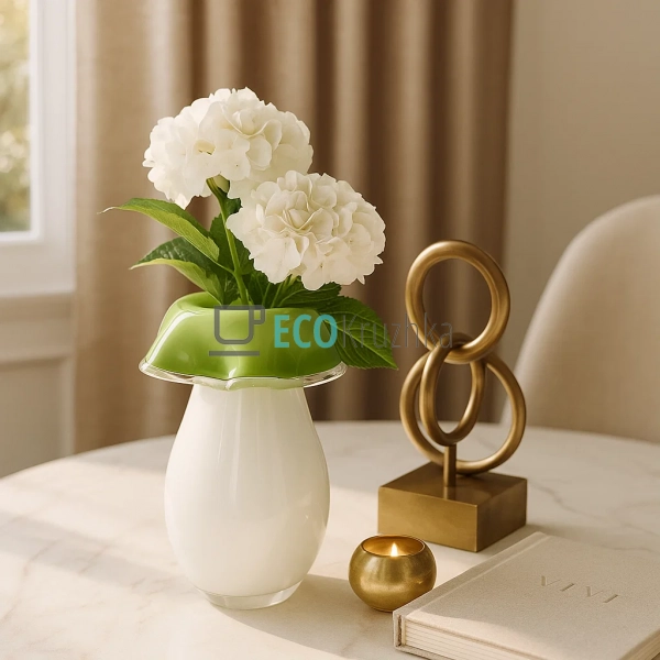 Скляна ваза ручної роботи 14.5×20 см — зелена з білим (9 ...