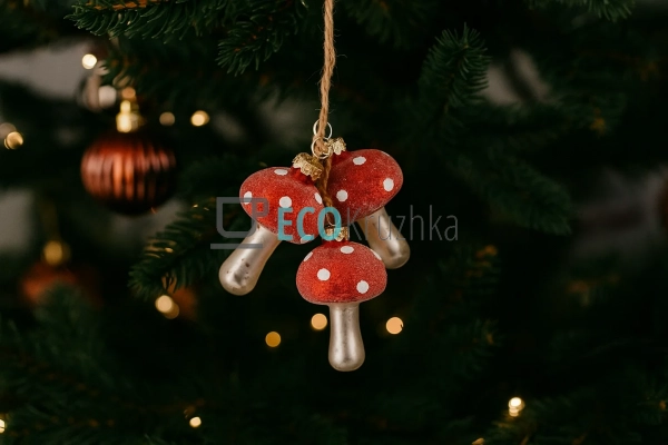 Новорічна ялинкова прикраса "Мухомори з цукровим покритт ... Новорічна ялинкова прикраса "Мухомори з цукровим покритт ...