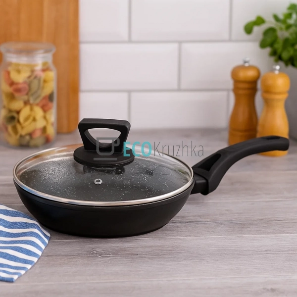 Сковорода 24 см (1.7 л) з кришкою та мармуровим покриття ... Сковорода 24 см (1.7 л) з кришкою та мармуровим покриття ...