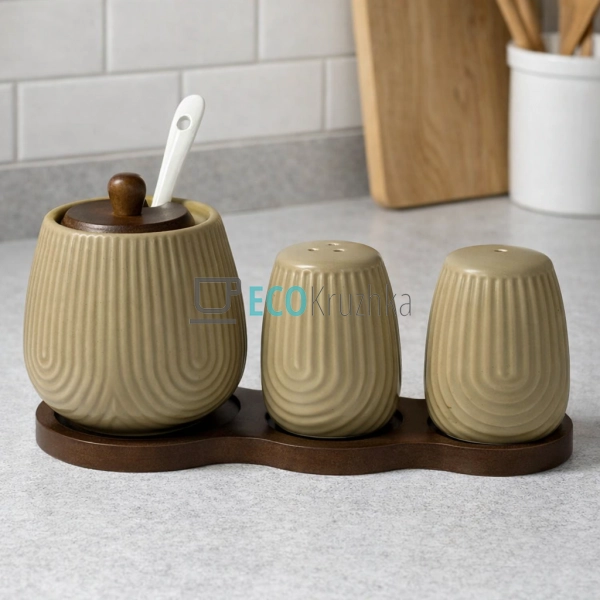 Набір на бамбуковій підставці три предмети (цукорниця, с ...